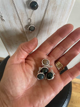 Load image into Gallery viewer, Tiger’s Eye Spinning sphere pendant