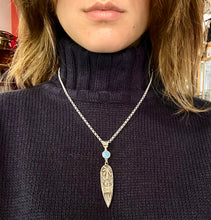 Load image into Gallery viewer, TEARDROP CLAW WITH OPAL PENDANT
