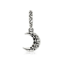 Load image into Gallery viewer, SMALL MOON PENDANT - Amabis