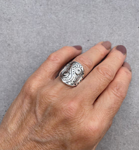 SILVER YIN YANG RING