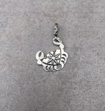 Load image into Gallery viewer, Crab pendant
