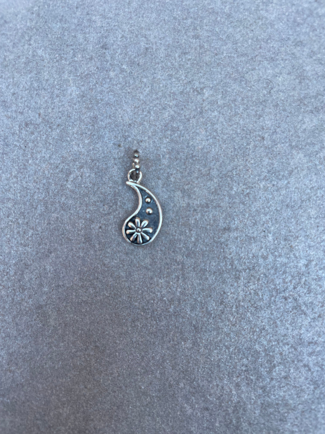 Yang pendant