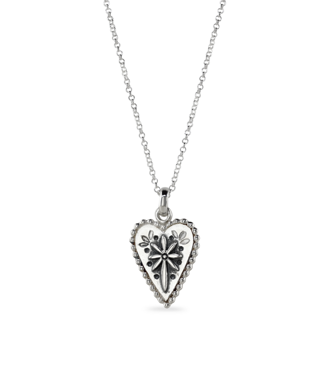 Flower heart pendant