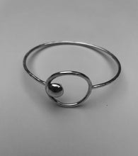 Load image into Gallery viewer, SOLID SILVER BANGLE WITH CIRCLE AND DOME DETAIL
