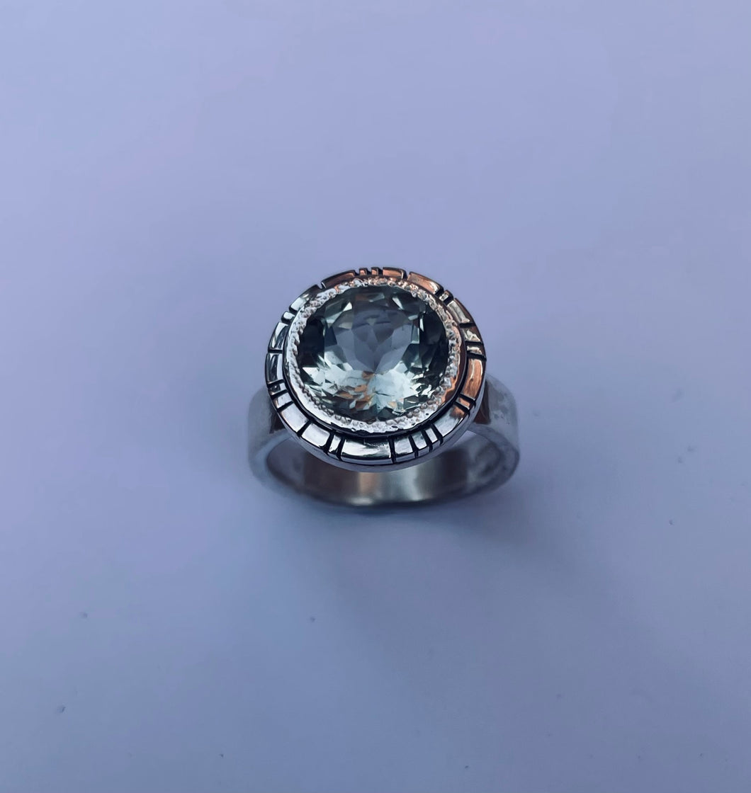 Round Green Quartz ring