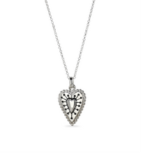 Load image into Gallery viewer, Flower heart pendant
