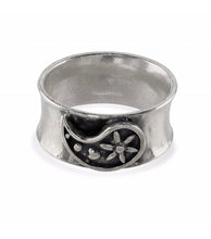 Load image into Gallery viewer, Paisley ring

