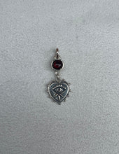 Load image into Gallery viewer, Eye heart pendant with stone
