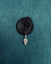 Load image into Gallery viewer, MAYFLY HEART DROP EARRING
