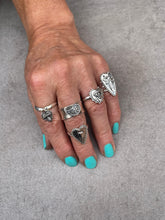 Load image into Gallery viewer, Paisley ring
