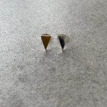 Load image into Gallery viewer, Triangular stud earring
