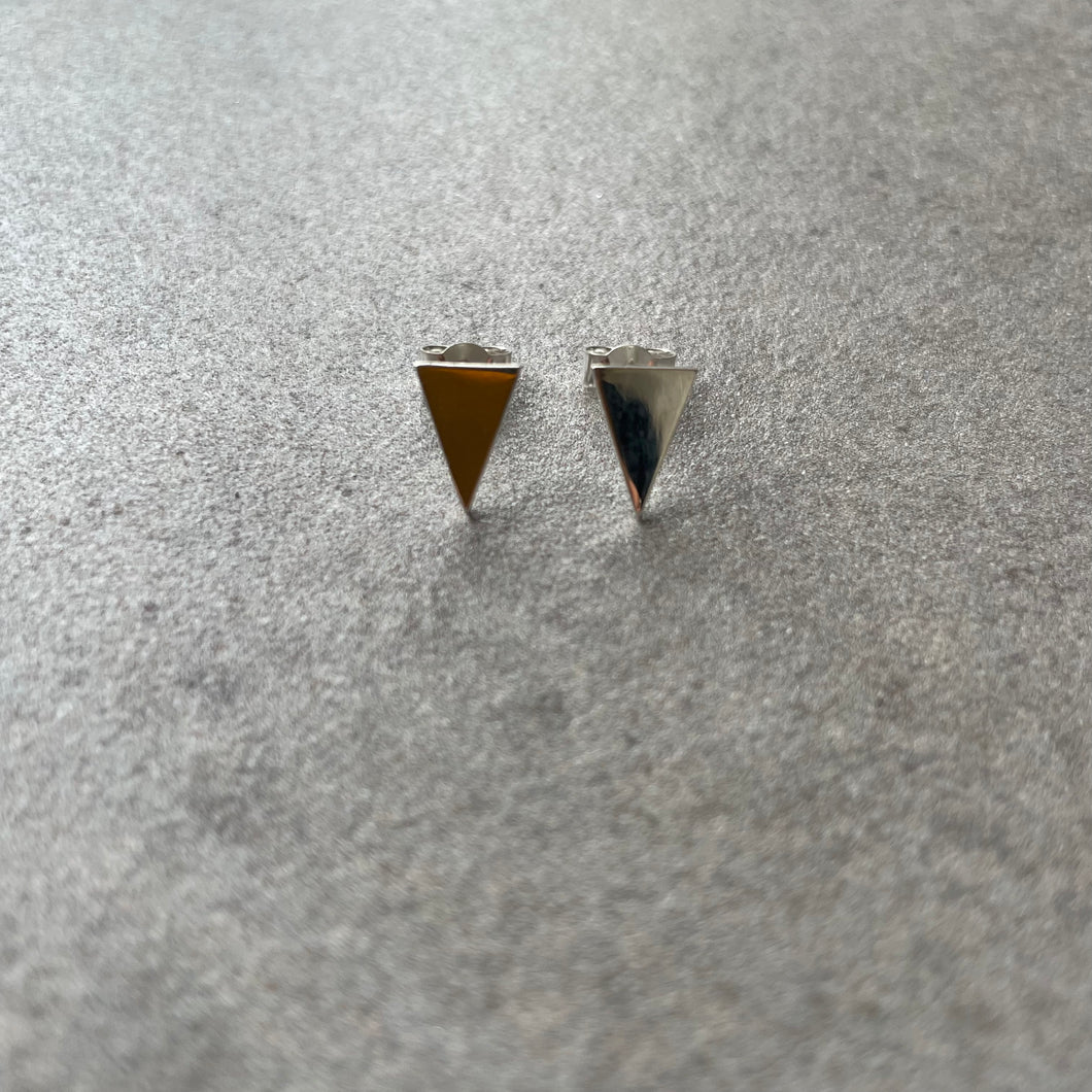 Triangular stud earring