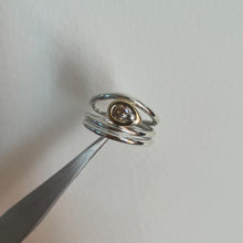 Load image into Gallery viewer, Ring. Salt and pepper diamond single stone
