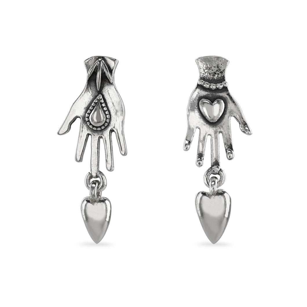 Hand stud with heart drop