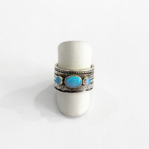 SILVER & 3 OPAL RING