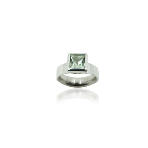 SILVER & QUARTZ SQUARE GREEN QUARTZ RING