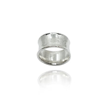 Load image into Gallery viewer, CONCAVE RING - Amabis
