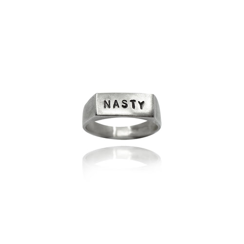 'NASTY' SIGNET RING - Amabis