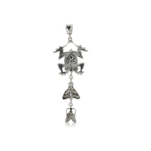 Load image into Gallery viewer, SILVER FROG WITH FLY AND BUG PENDANT - Amabis
