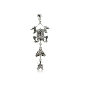 SILVER FROG WITH FLY AND BUG PENDANT - Amabis