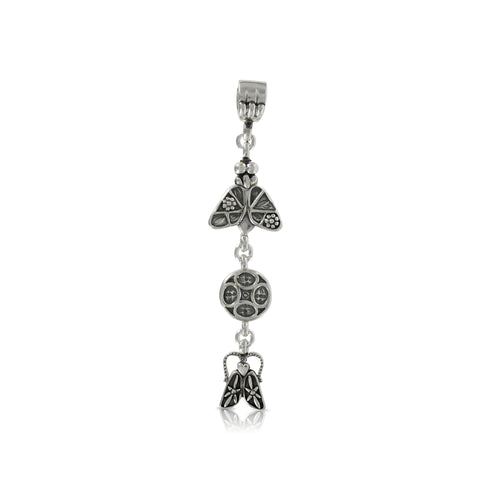 SILVER FLY WITH BEAD AND BUG PENDANT - Amabis