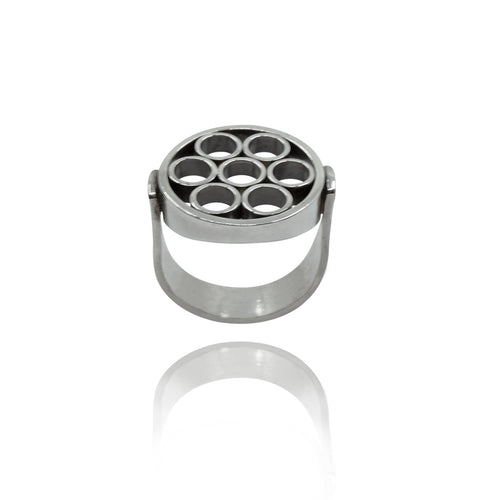 CHUNKY FLOWER RING - Amabis