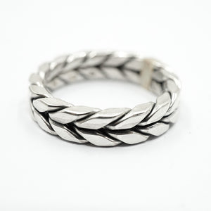 GOLD AND SILVER PLAIT RING